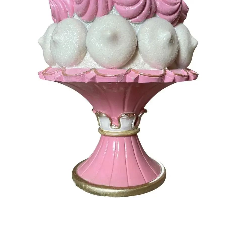 Martha Stewart Valentines Day Cake On Pedestal 15